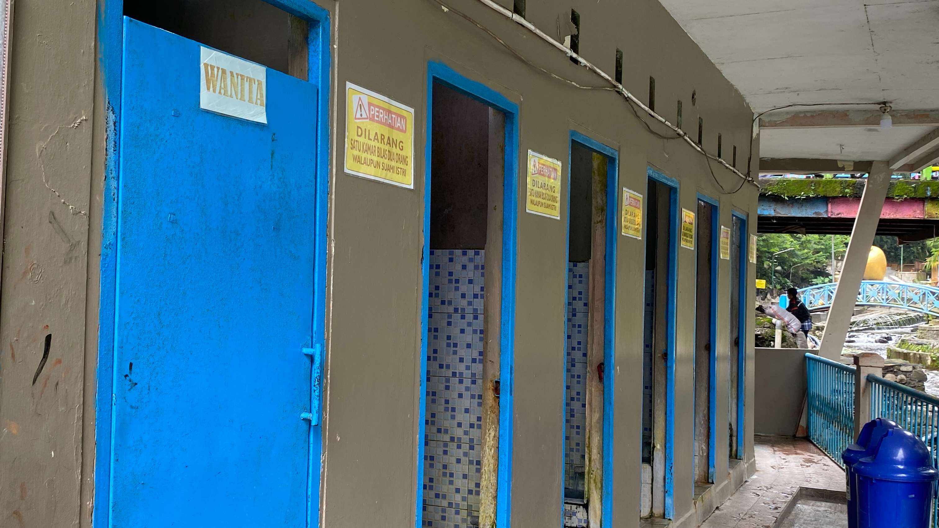 693c1cc4c8f32.jpg 20