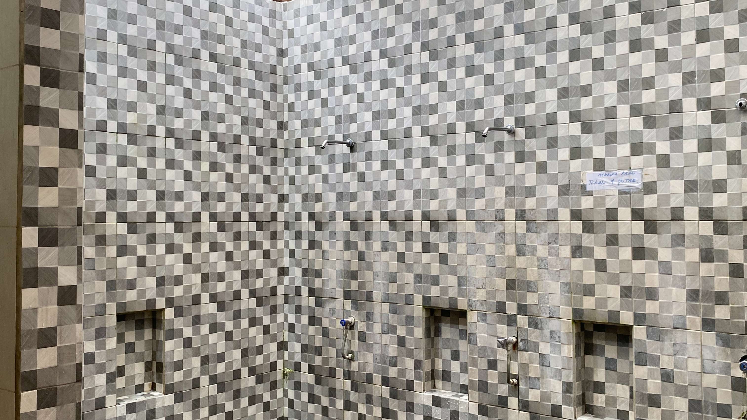 693c1f2cf1dab.jpg 10